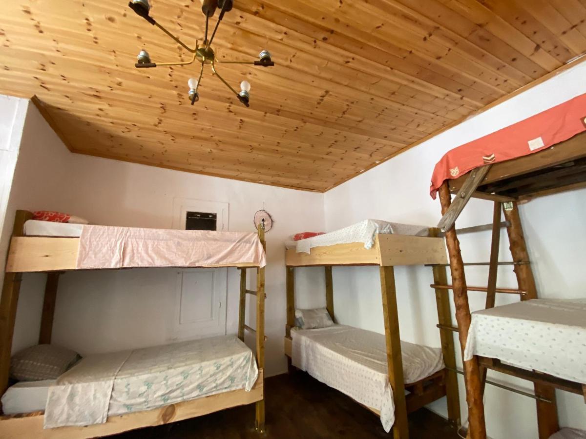 Vuno Shotgun Hostel & Guesthouse מראה חיצוני תמונה